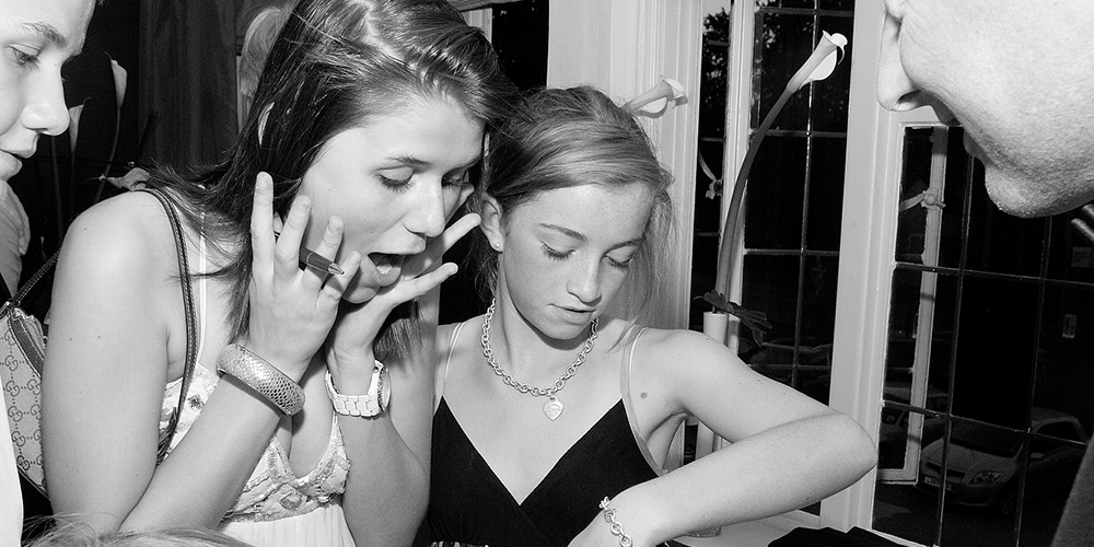 Roberto Forzoni performing close-up mind reading at The Ned London