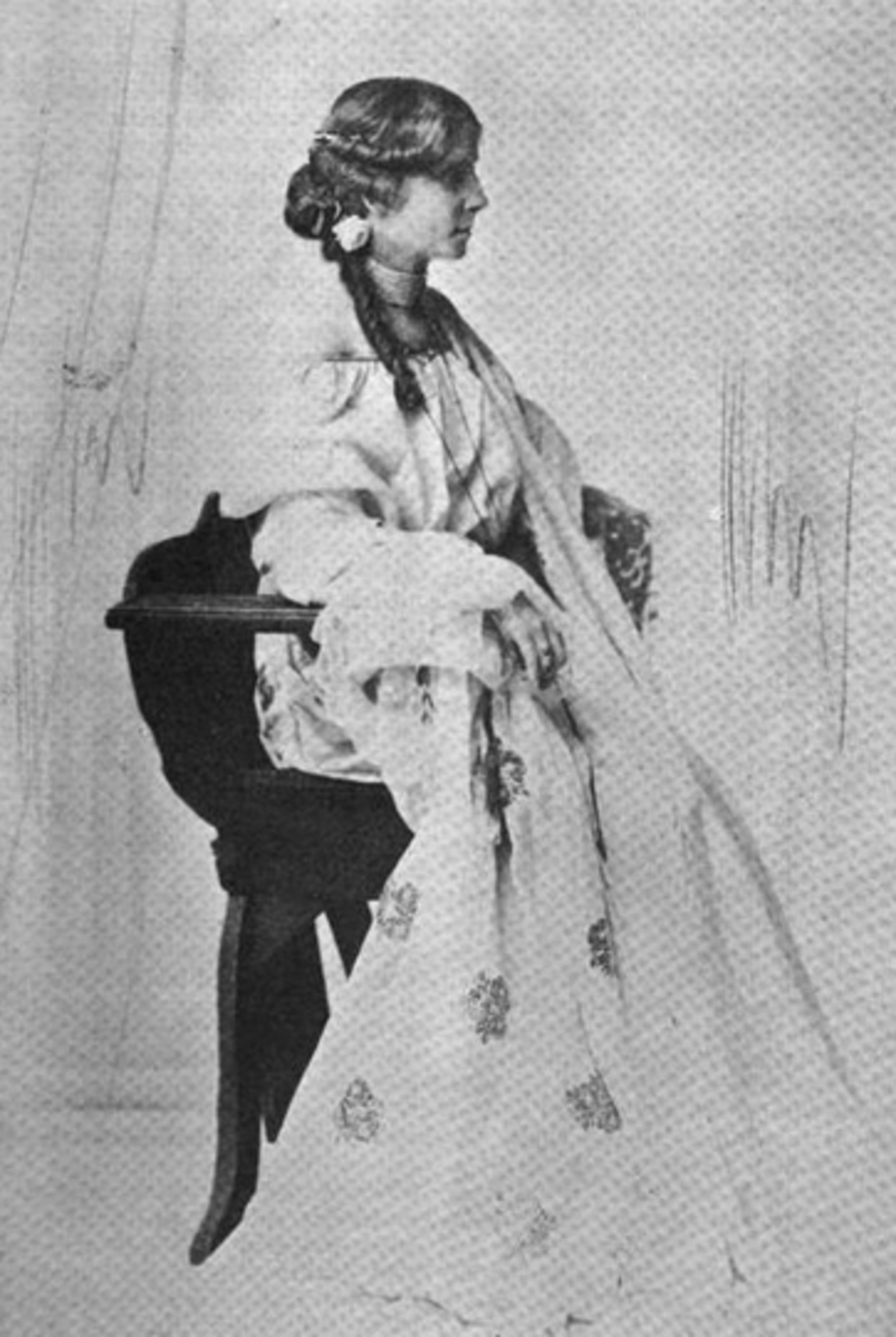 Period photograph of Anna Eva Fay seated in profile